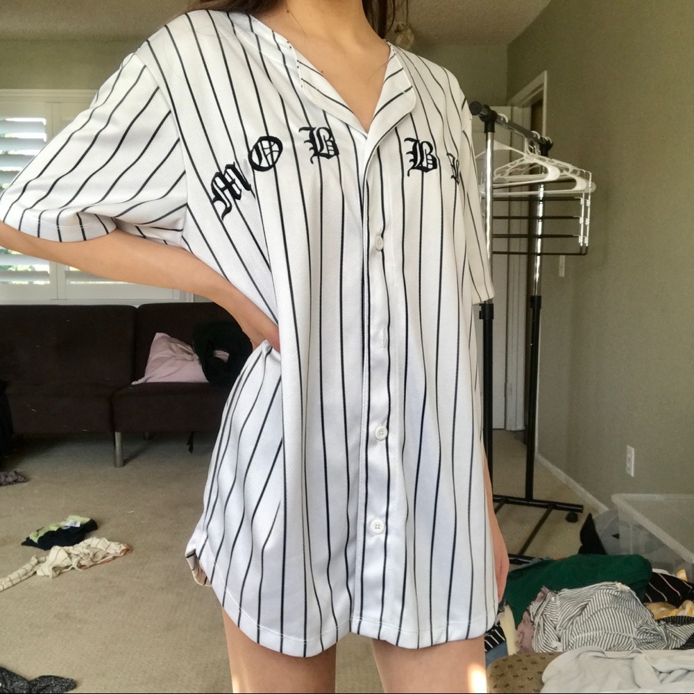 Cute pinstriped jersey